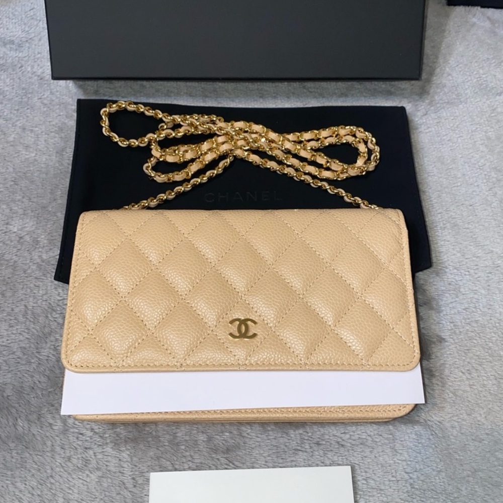 Chanel WOC